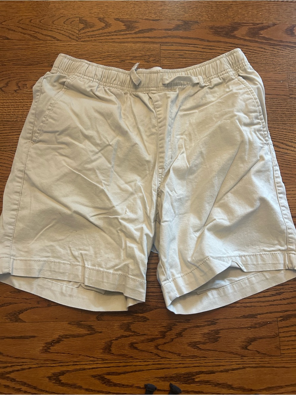 Old Navy Light Cream Athletic Drawstring Shorts
